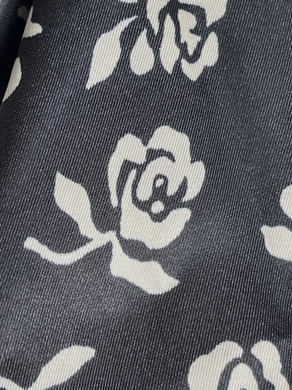 Vtg Black Floral Scarf 24" Square Floppy Acetate Classic Capsule Preppy Womens - Picture 2 of 6